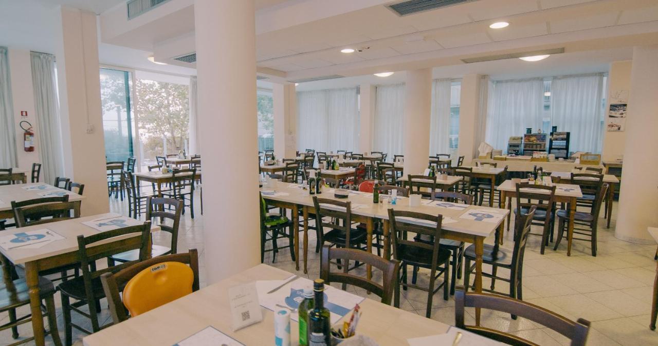 贝芙丽酒店 里米尼 外观 照片